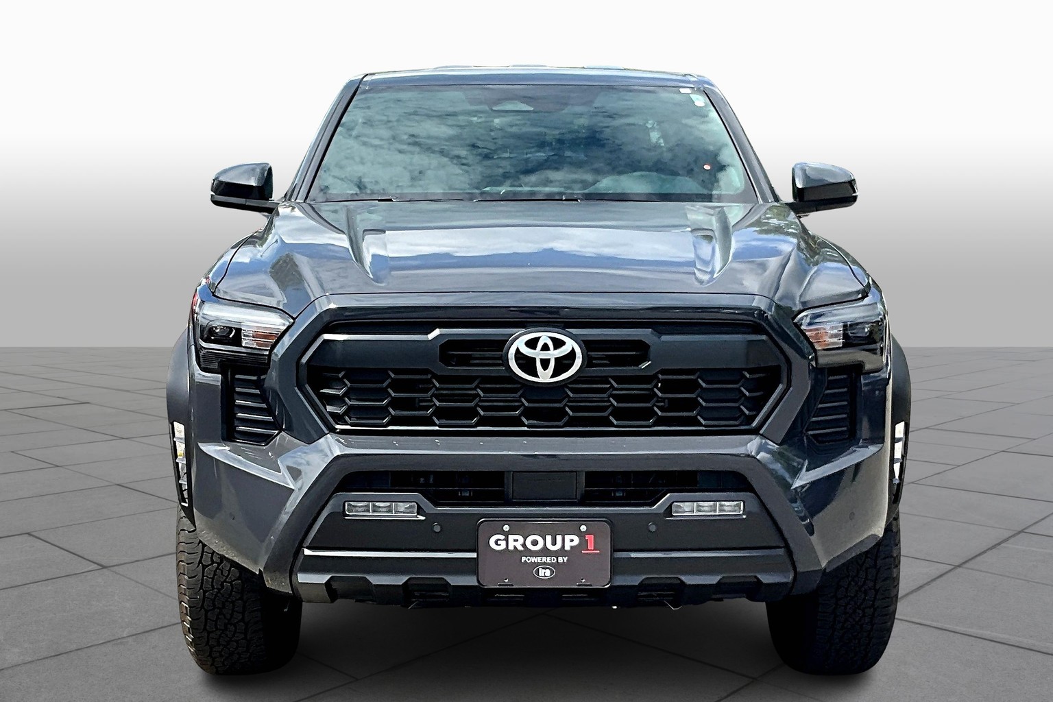 2025 Toyota Tacoma TRD photo 2