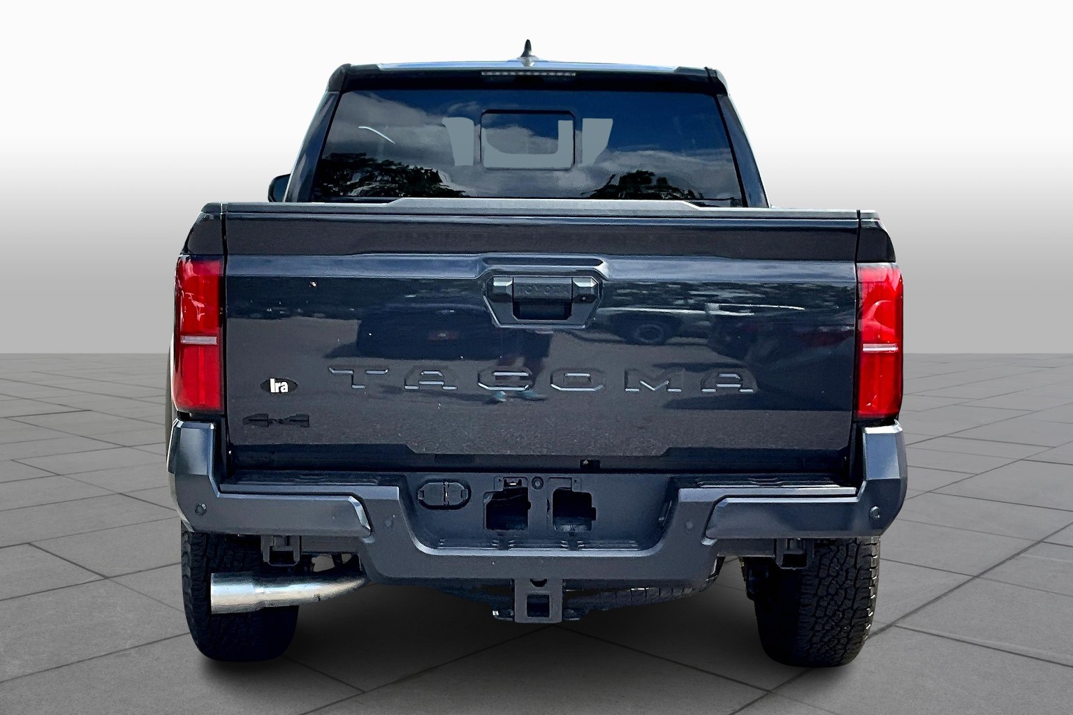 2025 Toyota Tacoma TRD photo 3