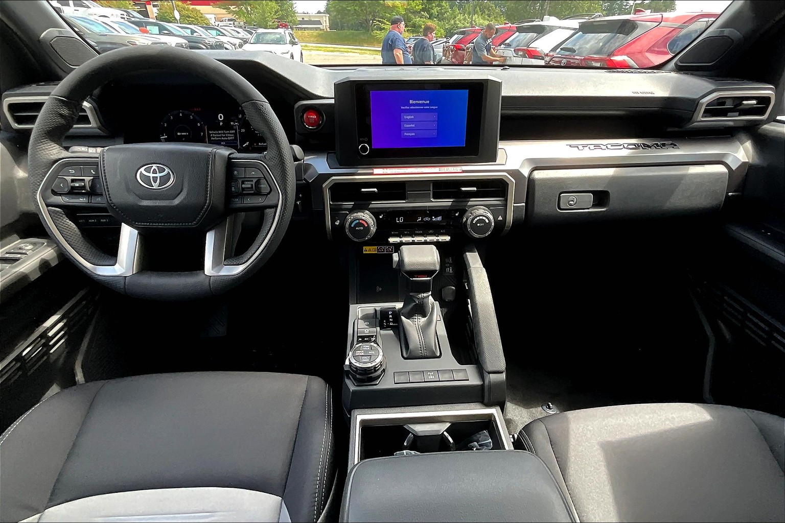 2025 Toyota Tacoma TRD photo 4