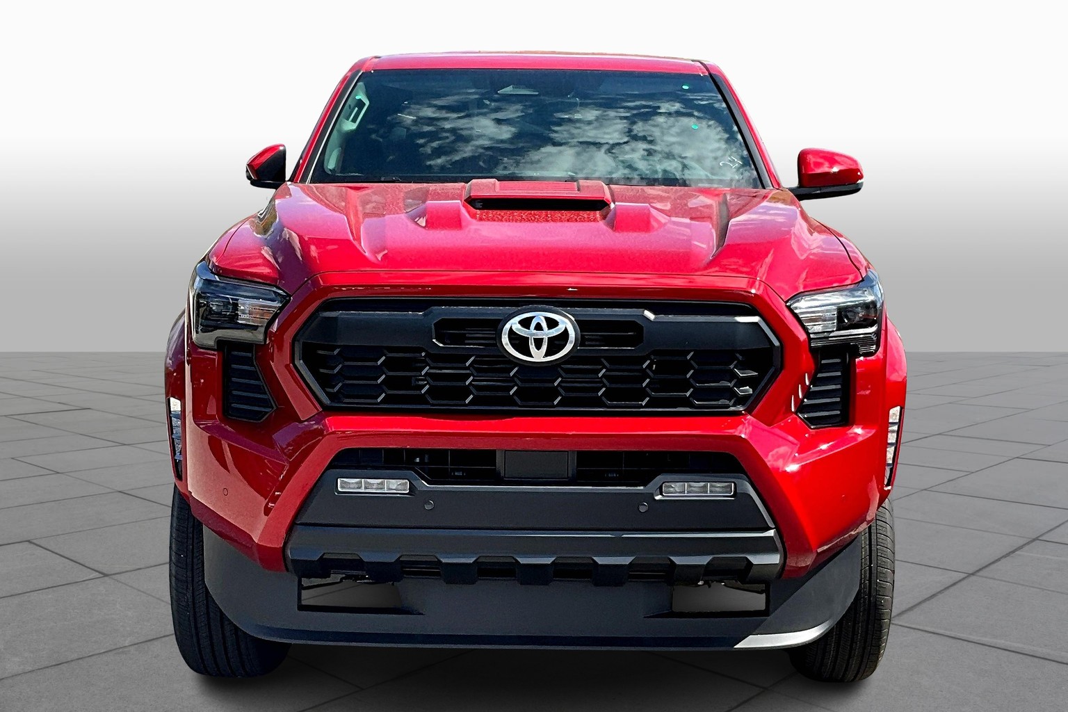 2025 Toyota Tacoma TRD Sport photo 2