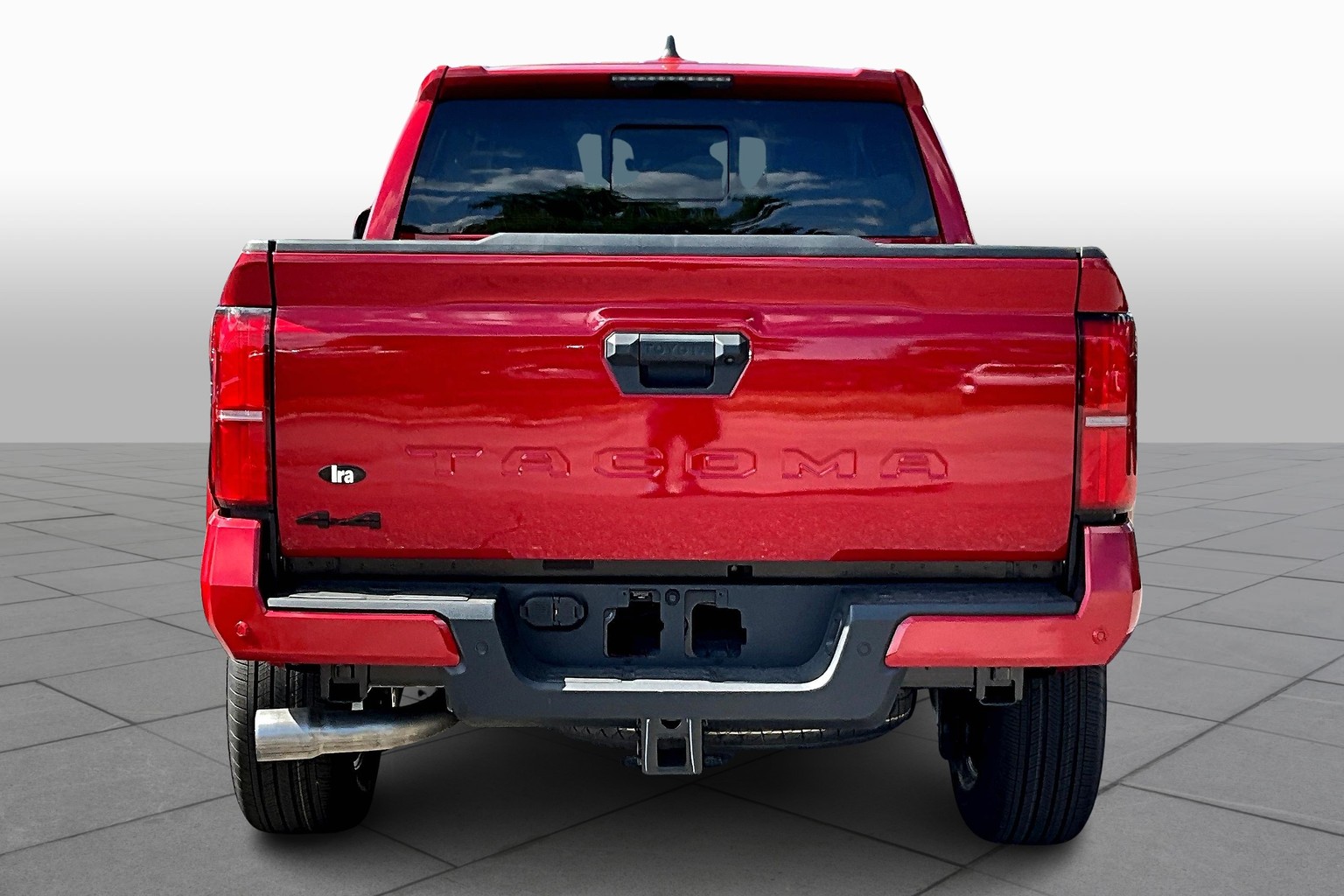 2025 Toyota Tacoma TRD Sport photo 3