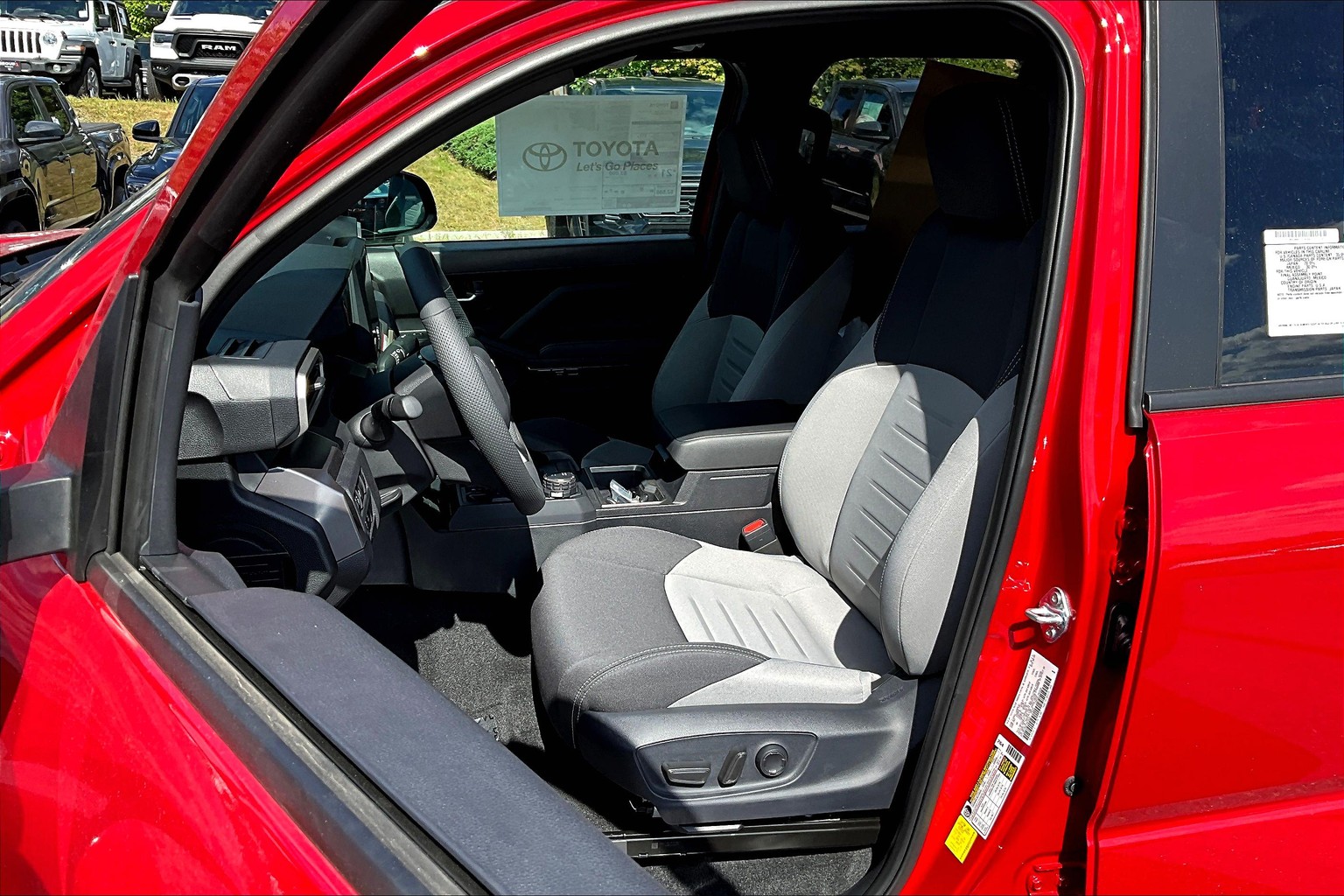 2025 Toyota Tacoma TRD Sport photo 8