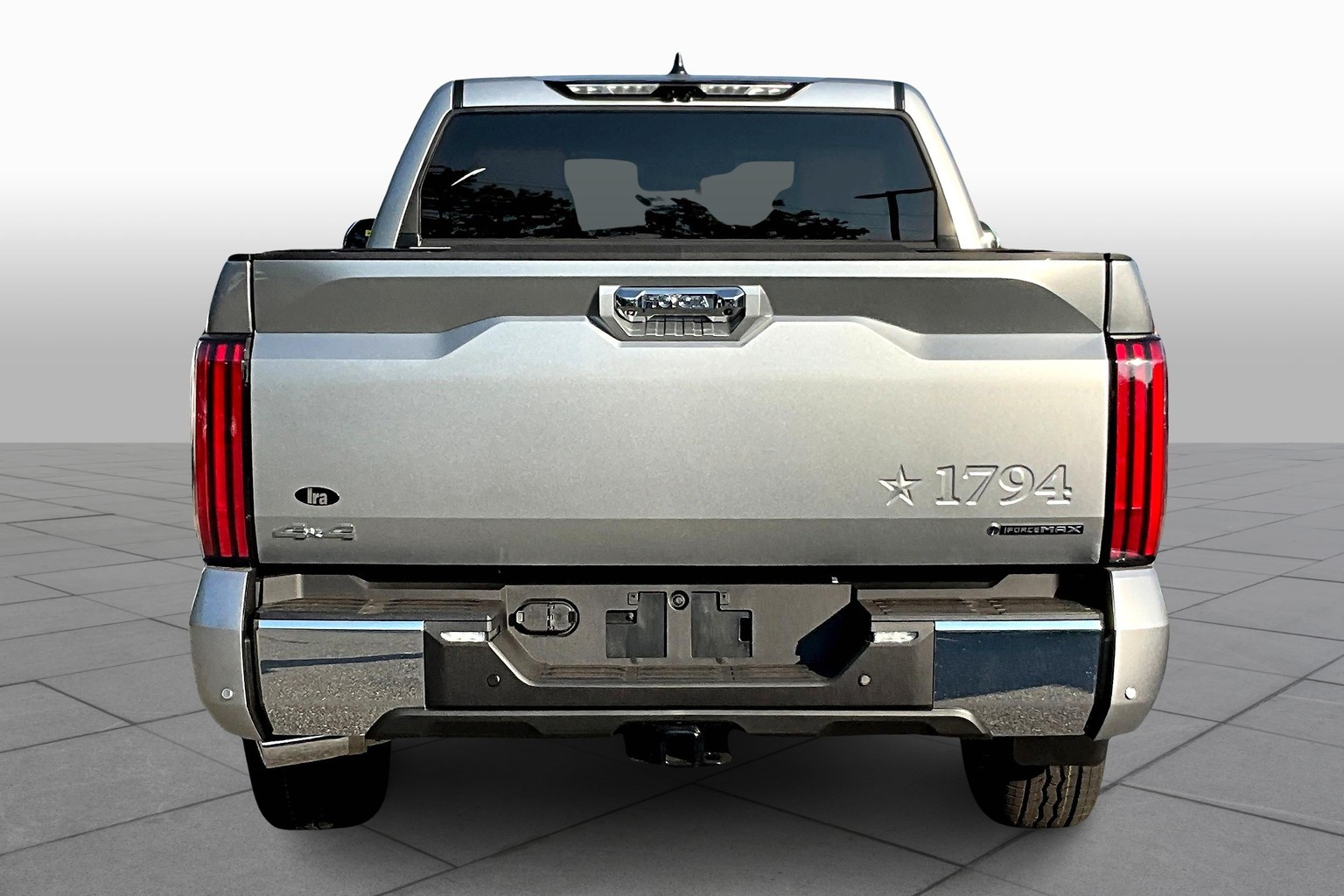 2025 Toyota Tundra CrewMax 1794 Edition photo 3