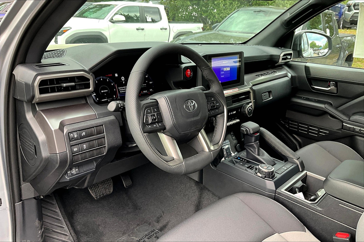 2025 Toyota Tacoma TRD photo 7