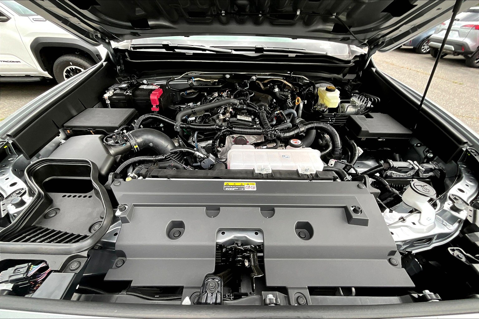 2025 Toyota Tacoma TRD photo 13