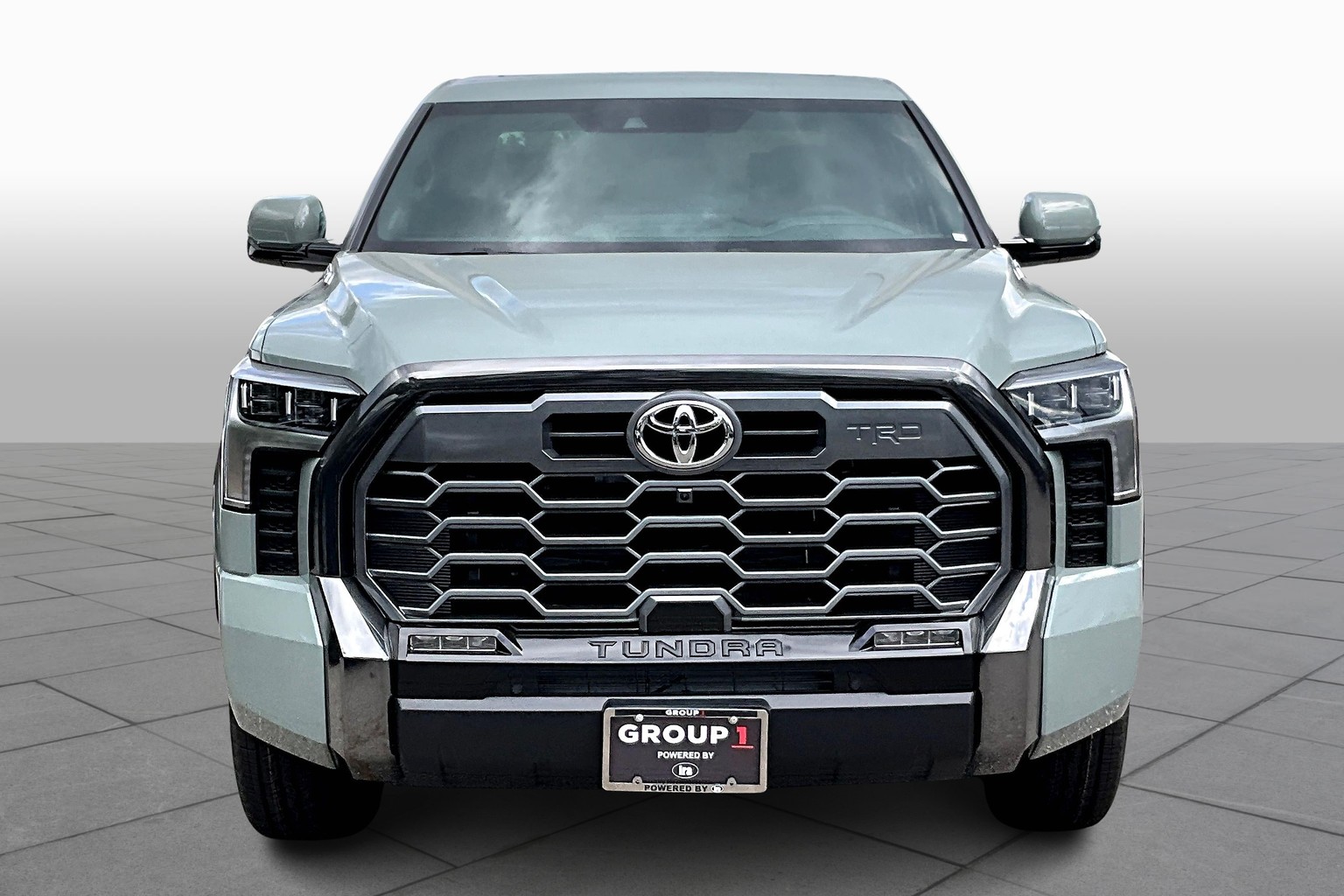 2025 Toyota Tundra Platinum photo 2