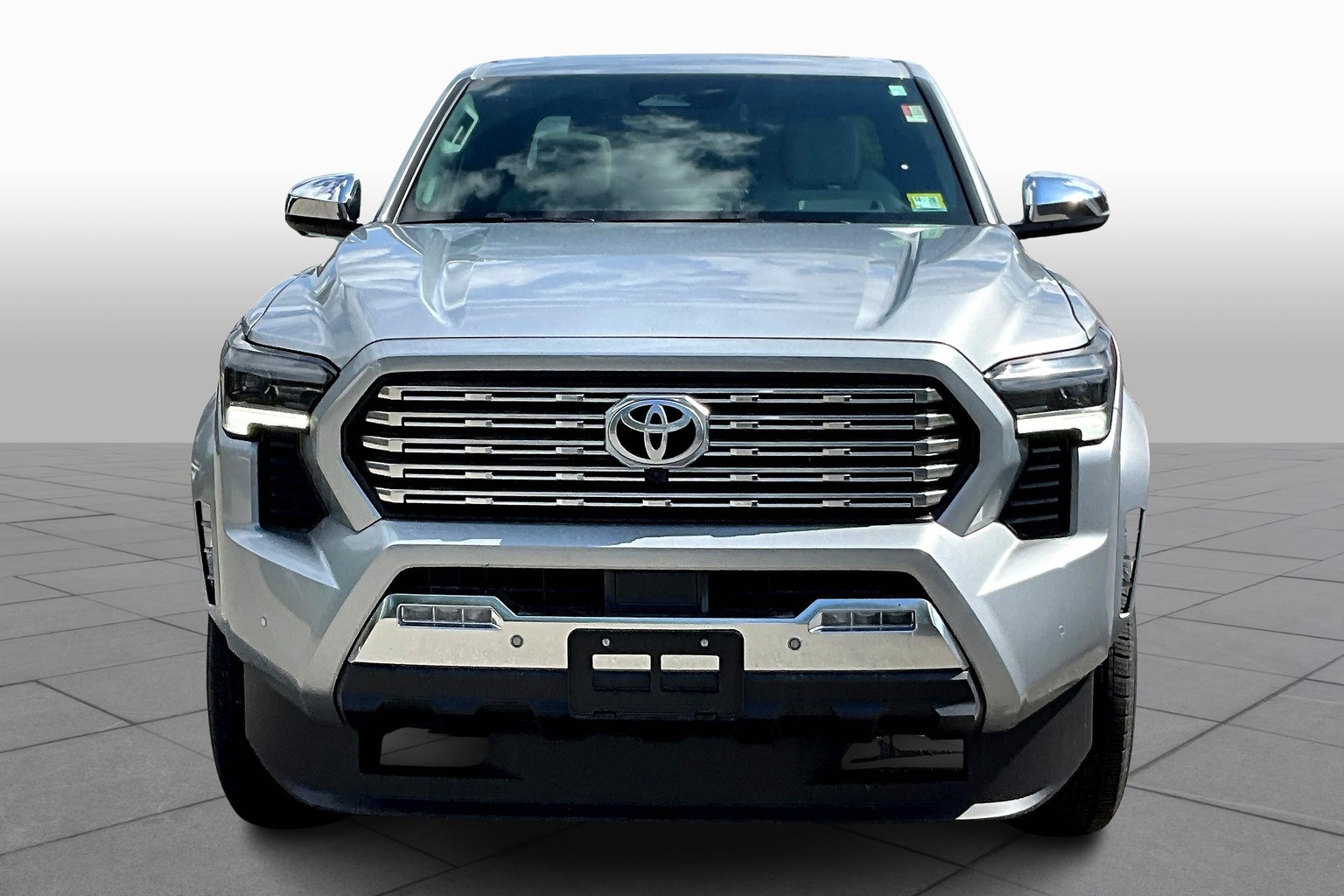 2025 Toyota Tacoma Limited photo 2
