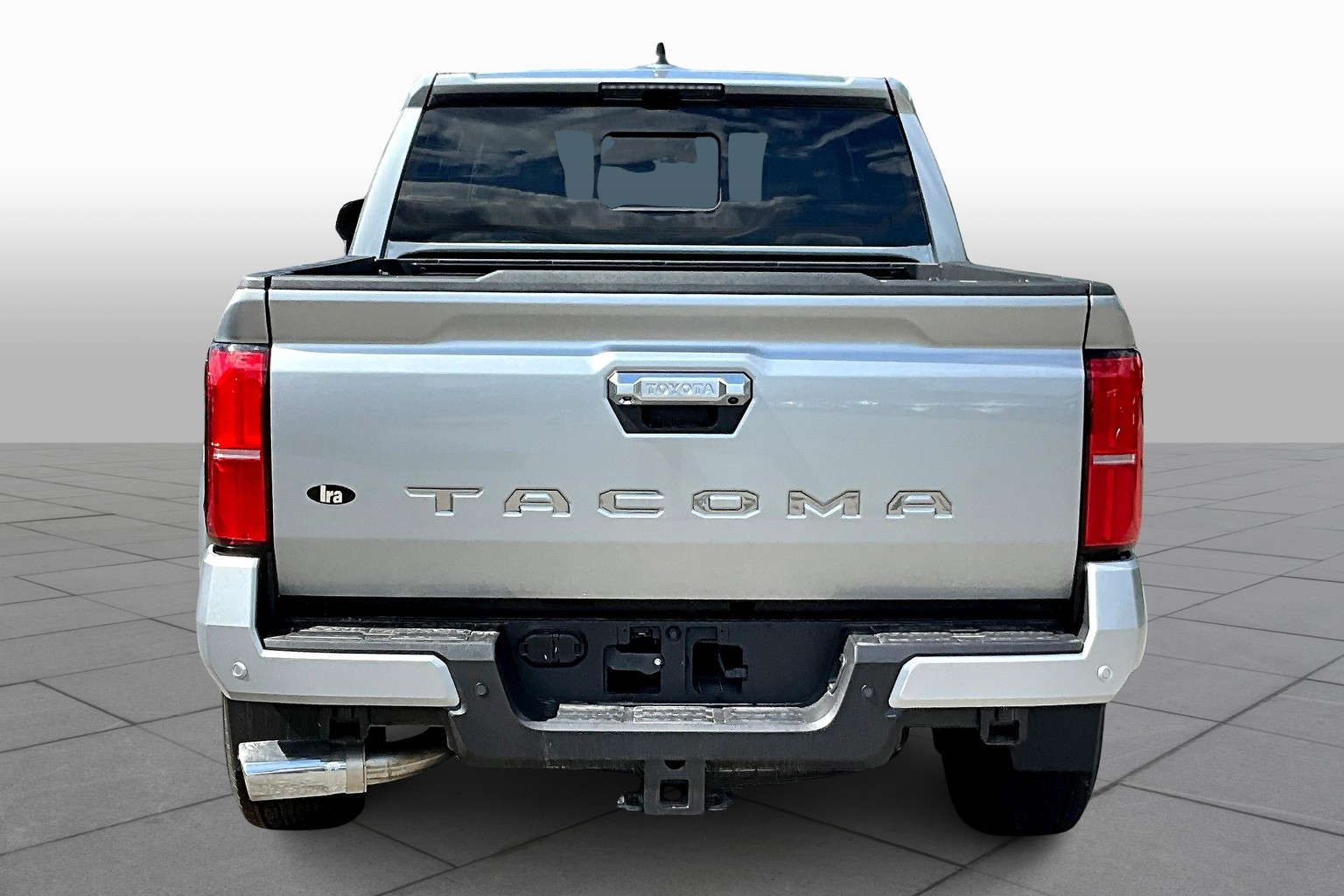 2025 Toyota Tacoma Limited photo 3