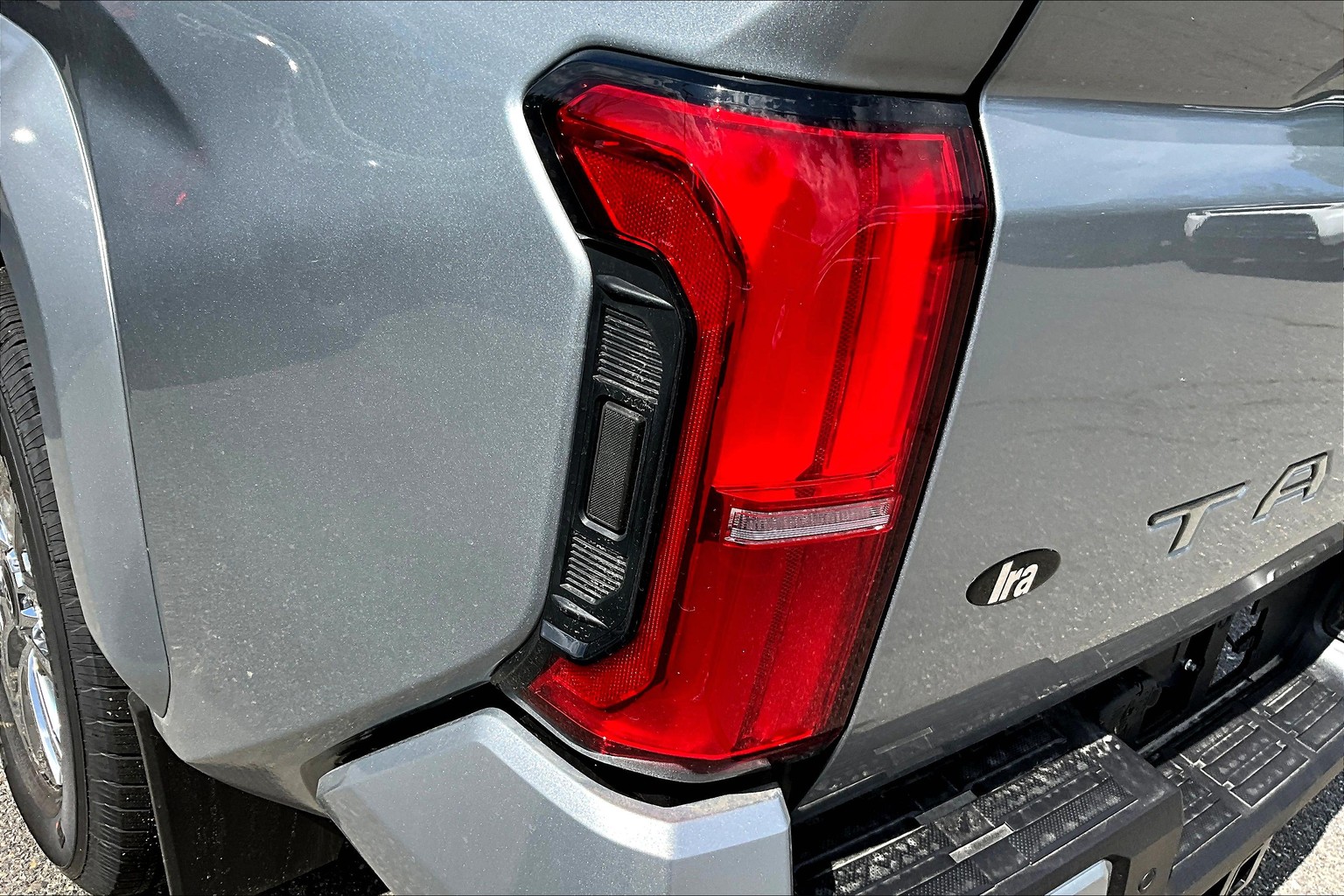 2025 Toyota Tacoma Limited photo 13