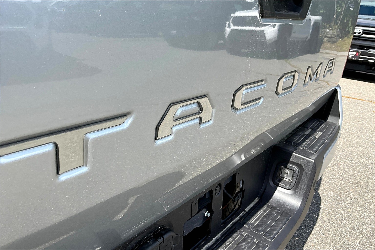 2025 Toyota Tacoma Limited photo 14