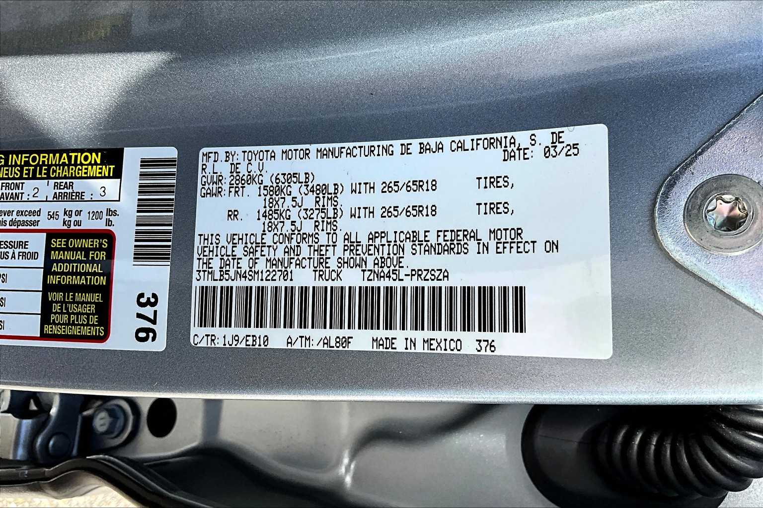 2025 Toyota Tacoma Limited photo 17