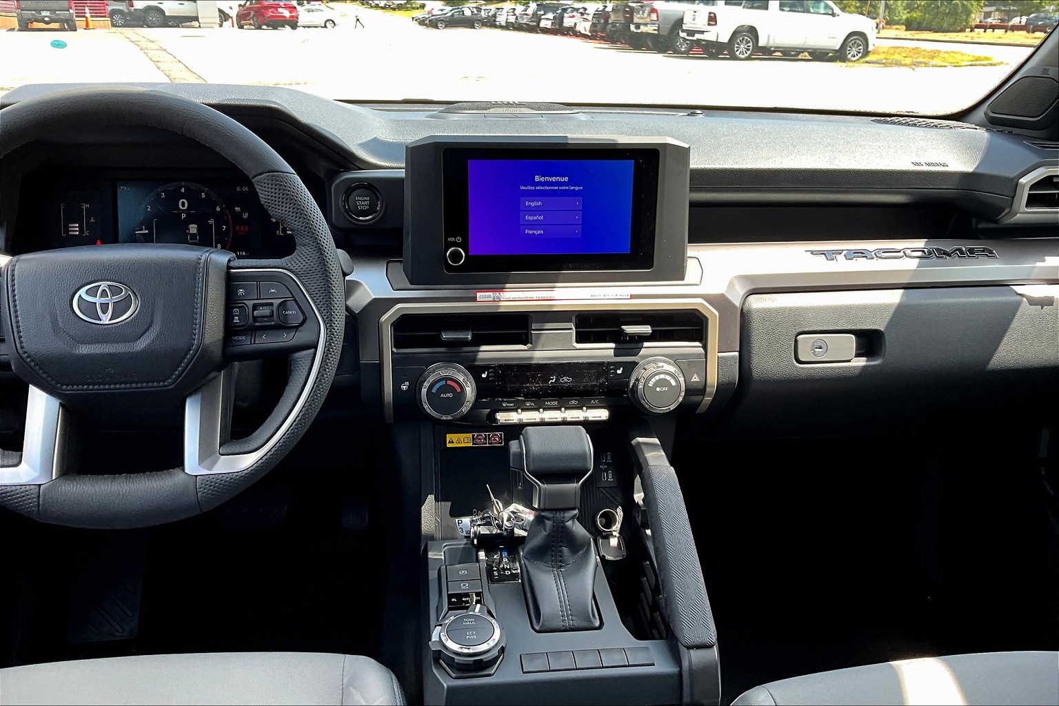 2025 Toyota Tacoma SR5 photo 5