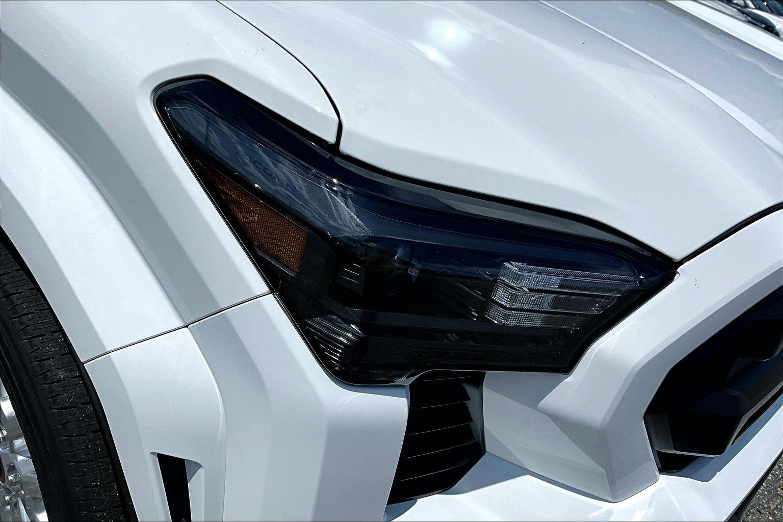 2025 Toyota Tacoma SR5 photo 12