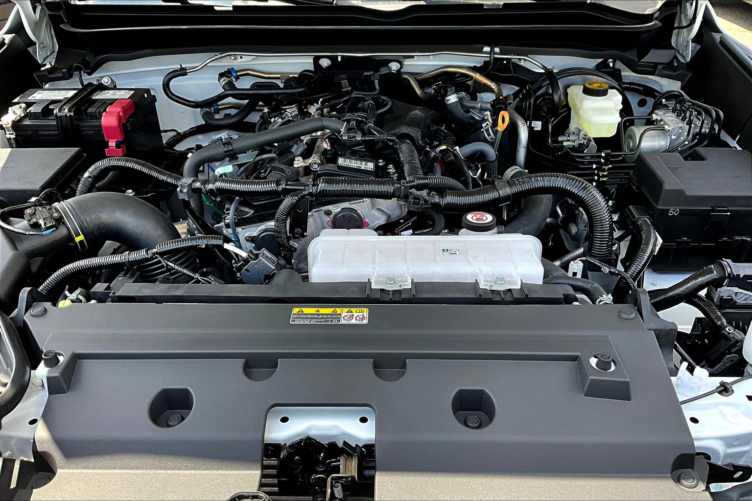 2025 Toyota Tacoma SR5 photo 15
