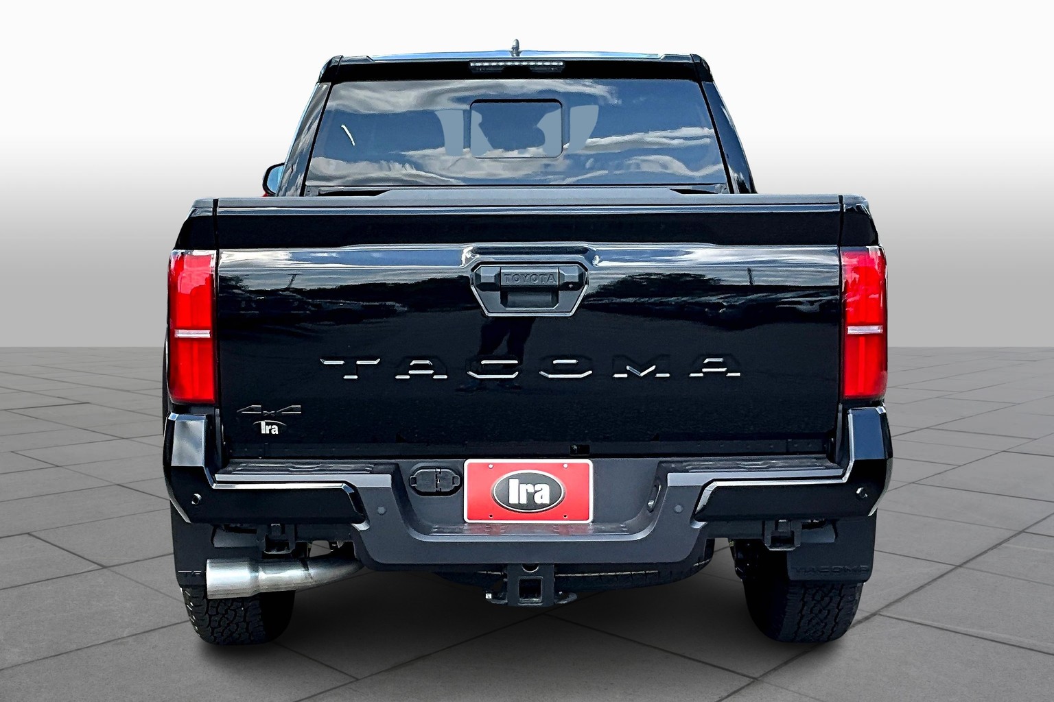 2025 Toyota Tacoma TRD photo 3