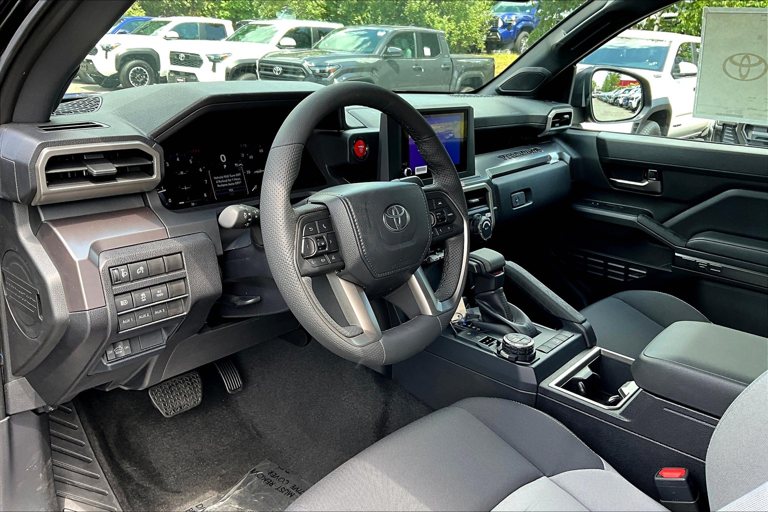 2025 Toyota Tacoma TRD photo 7
