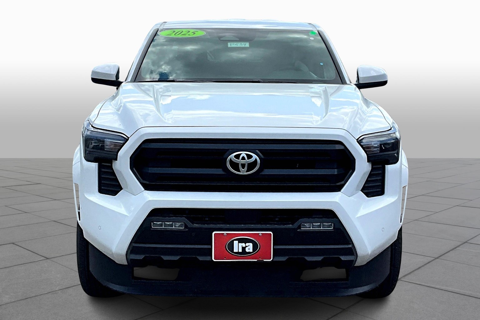 2025 Toyota Tacoma SR5 photo 2