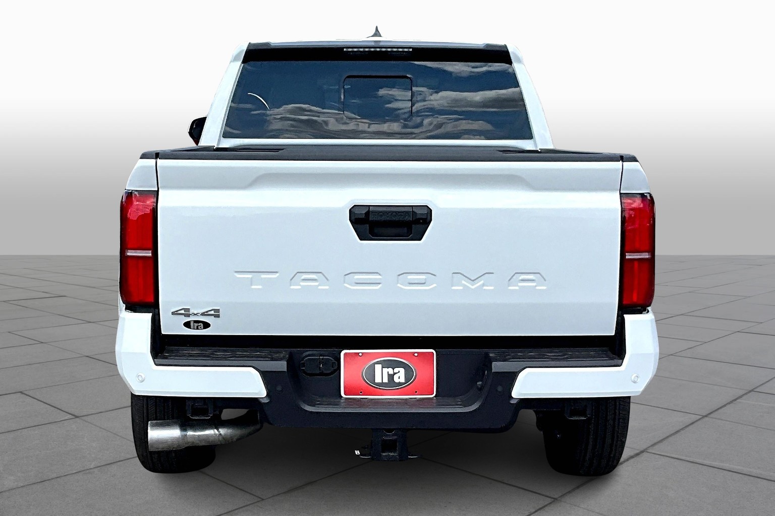 2025 Toyota Tacoma SR5 photo 3