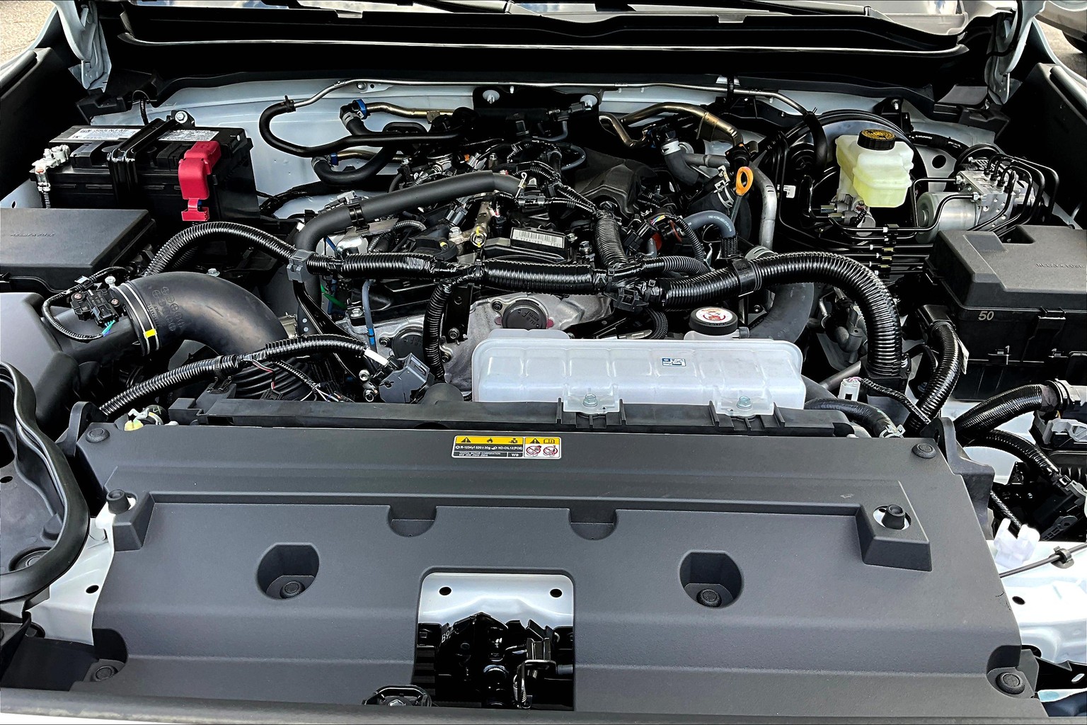 2025 Toyota Tacoma SR5 photo 13