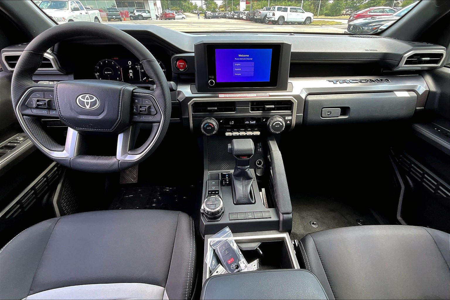 2025 Toyota Tacoma TRD Off-Road photo 4