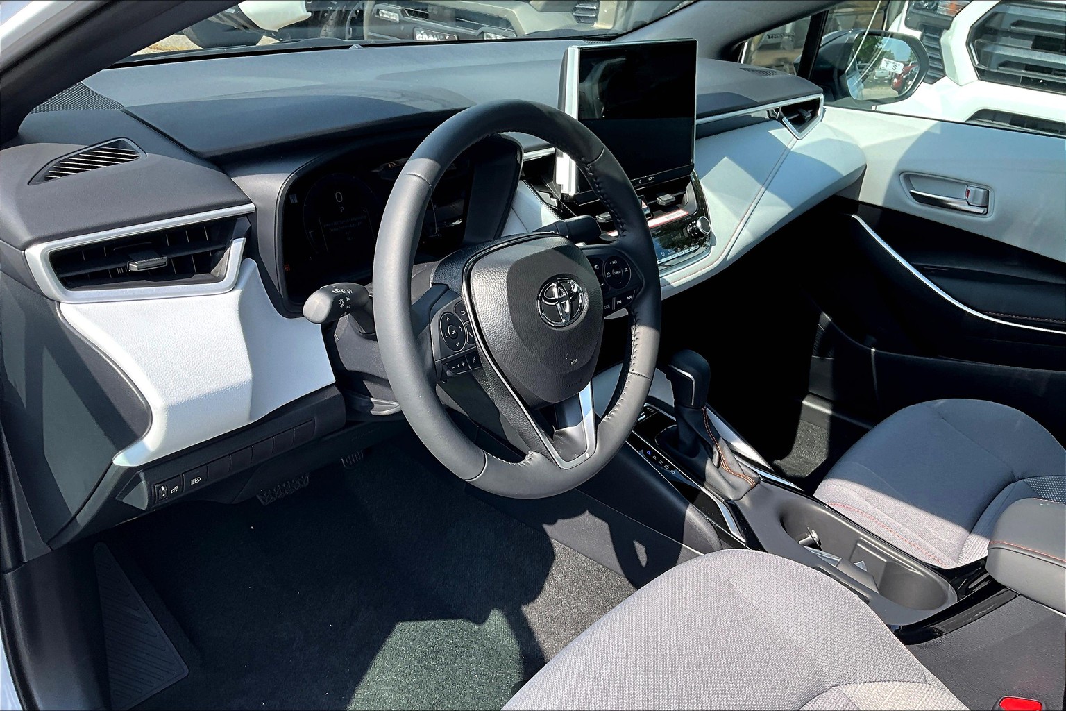 2025 Toyota Corolla SE photo 7