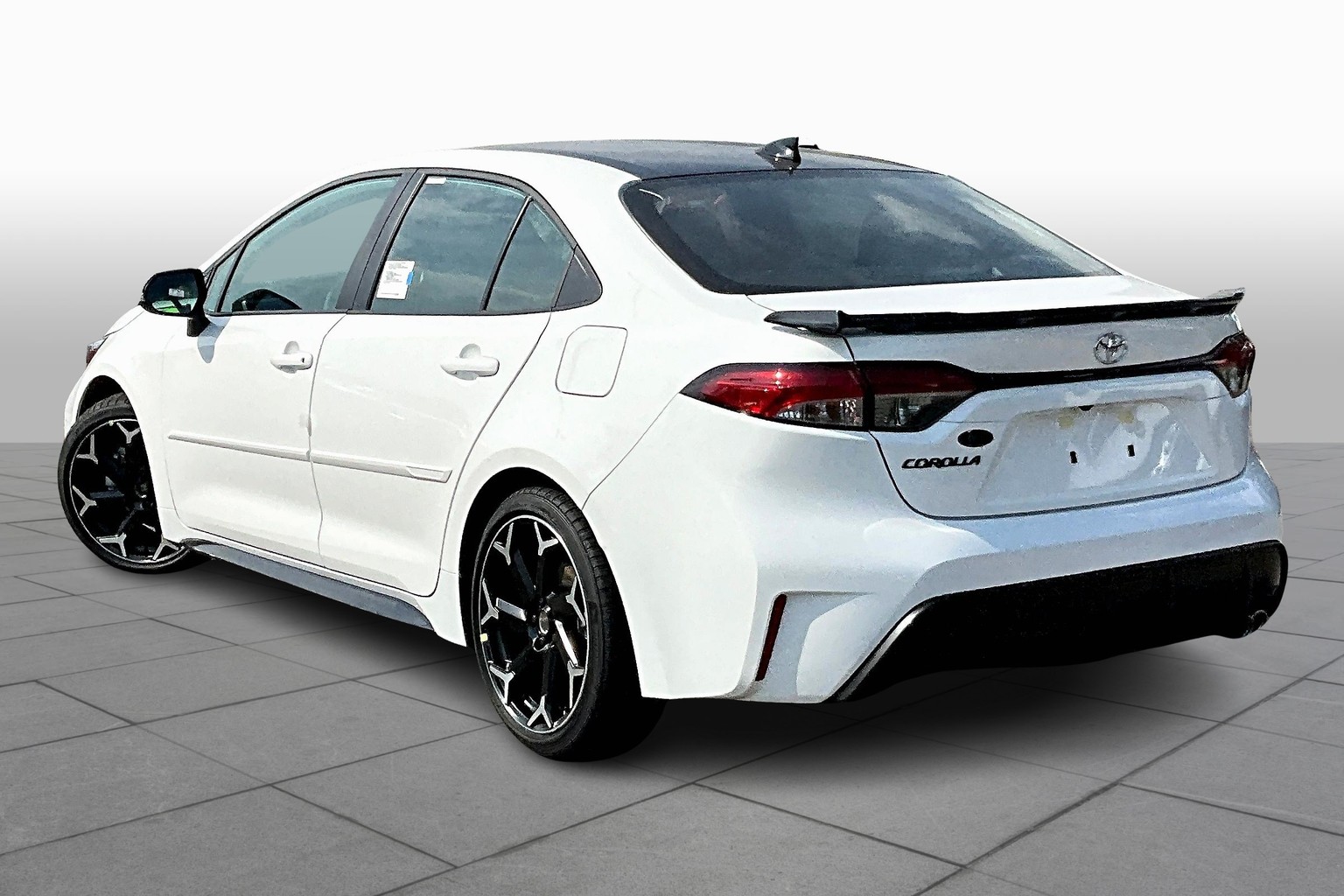 2025 Toyota Corolla SE photo 10