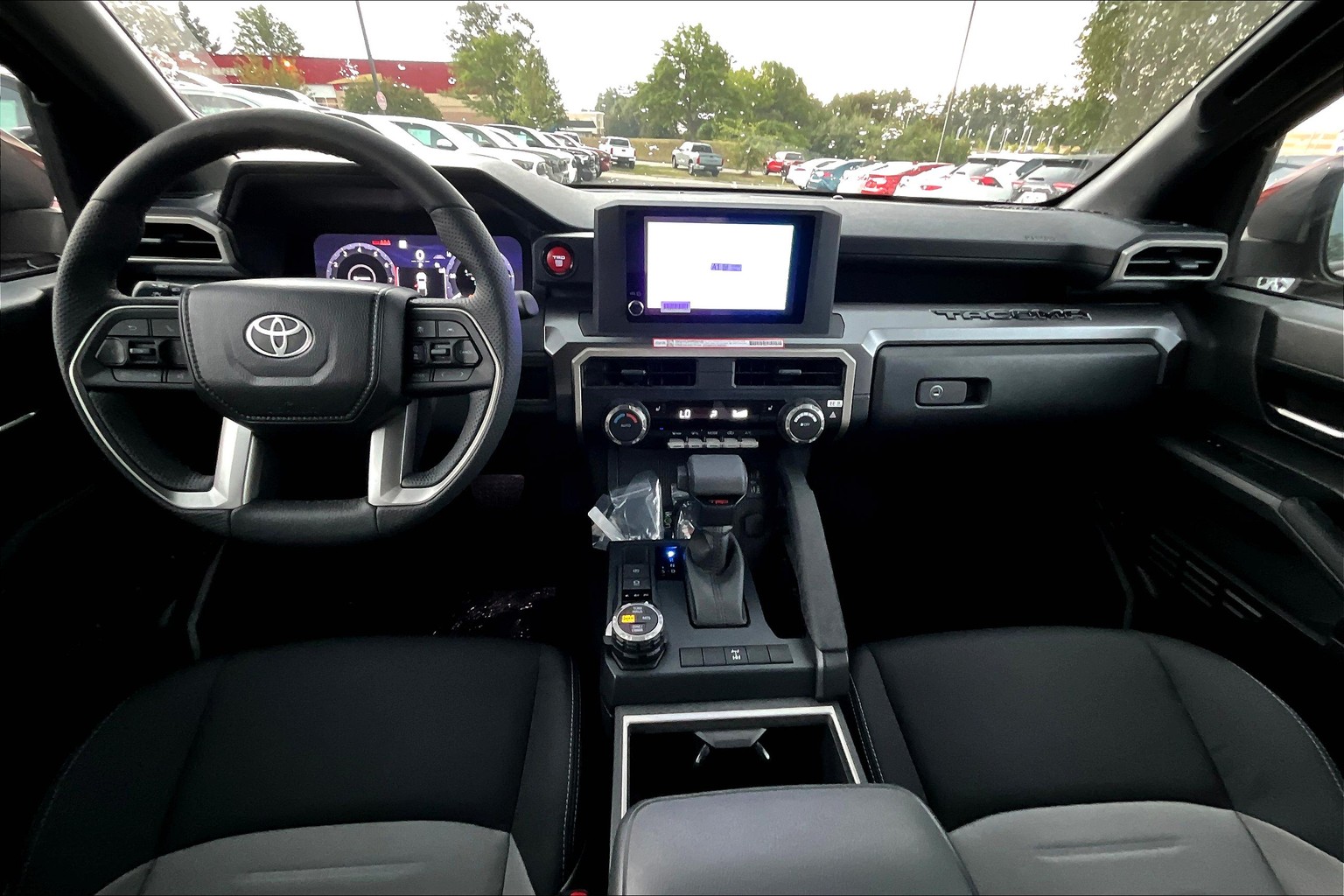 2025 Toyota Tacoma TRD photo 4