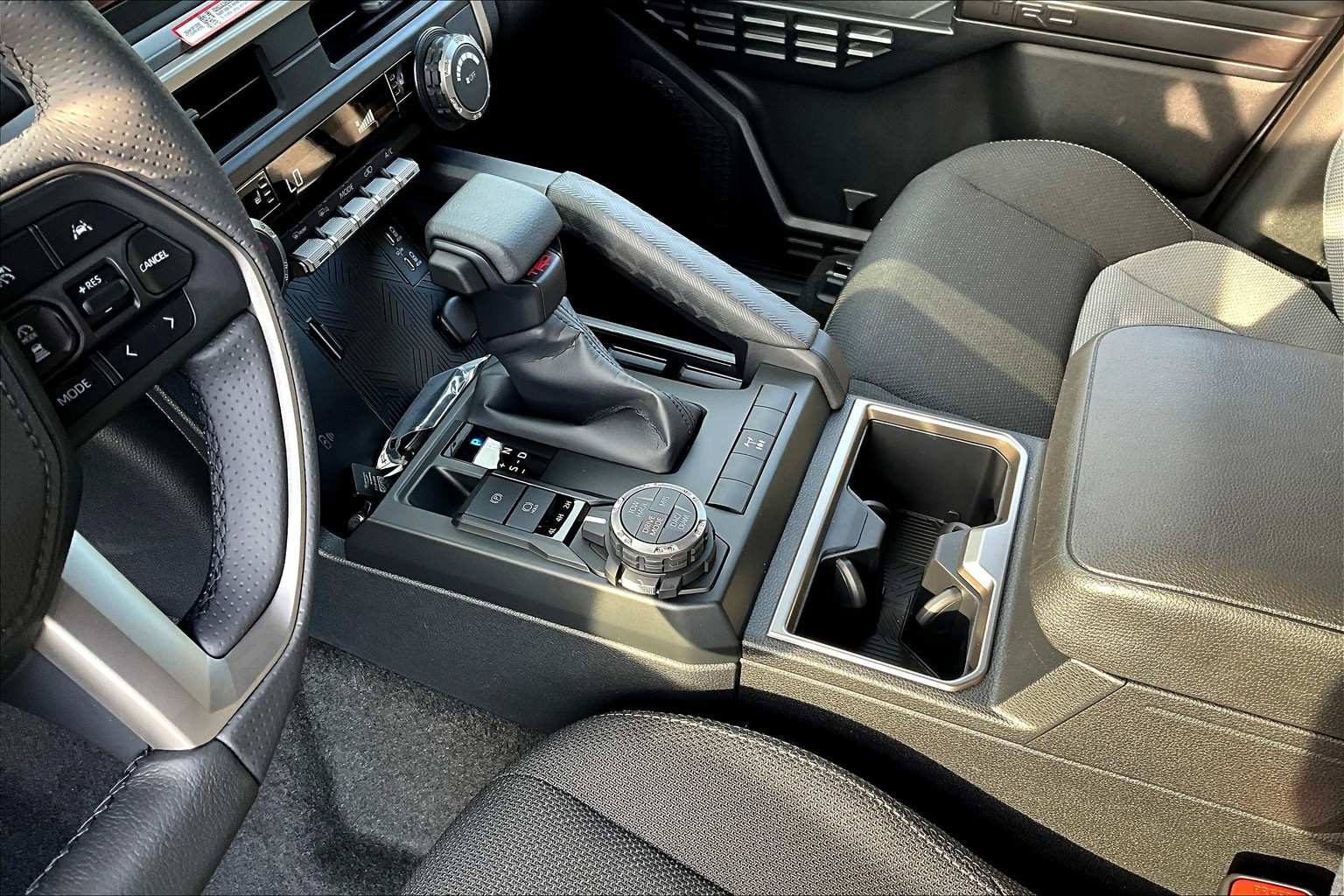 2025 Toyota 4Runner TRD Off-Road photo 6