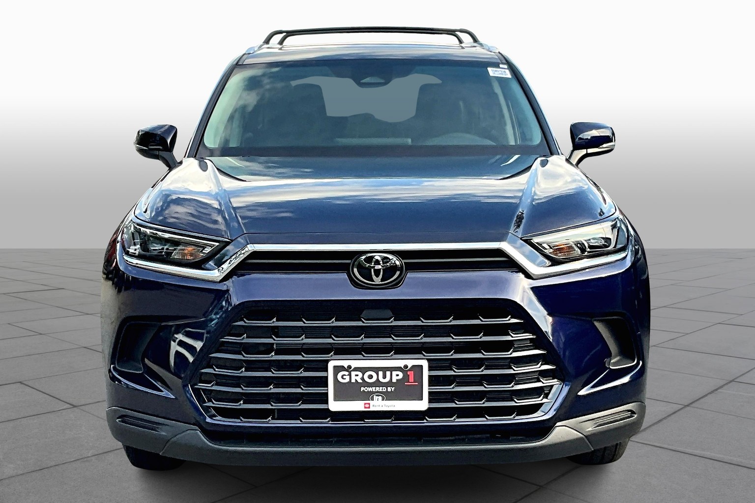 2025 Toyota Grand Highlander XLE photo 2