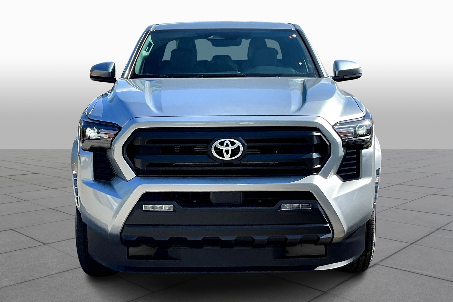 2025 Toyota Tacoma SR5 photo 2