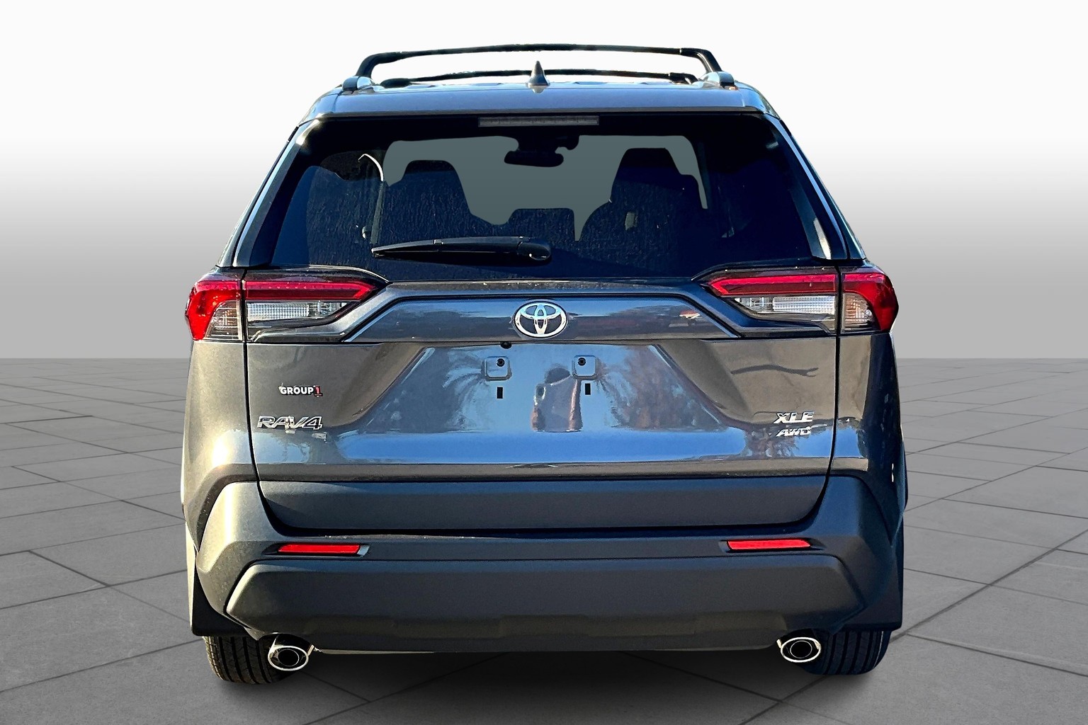 2025 Toyota RAV4 XLE photo 2