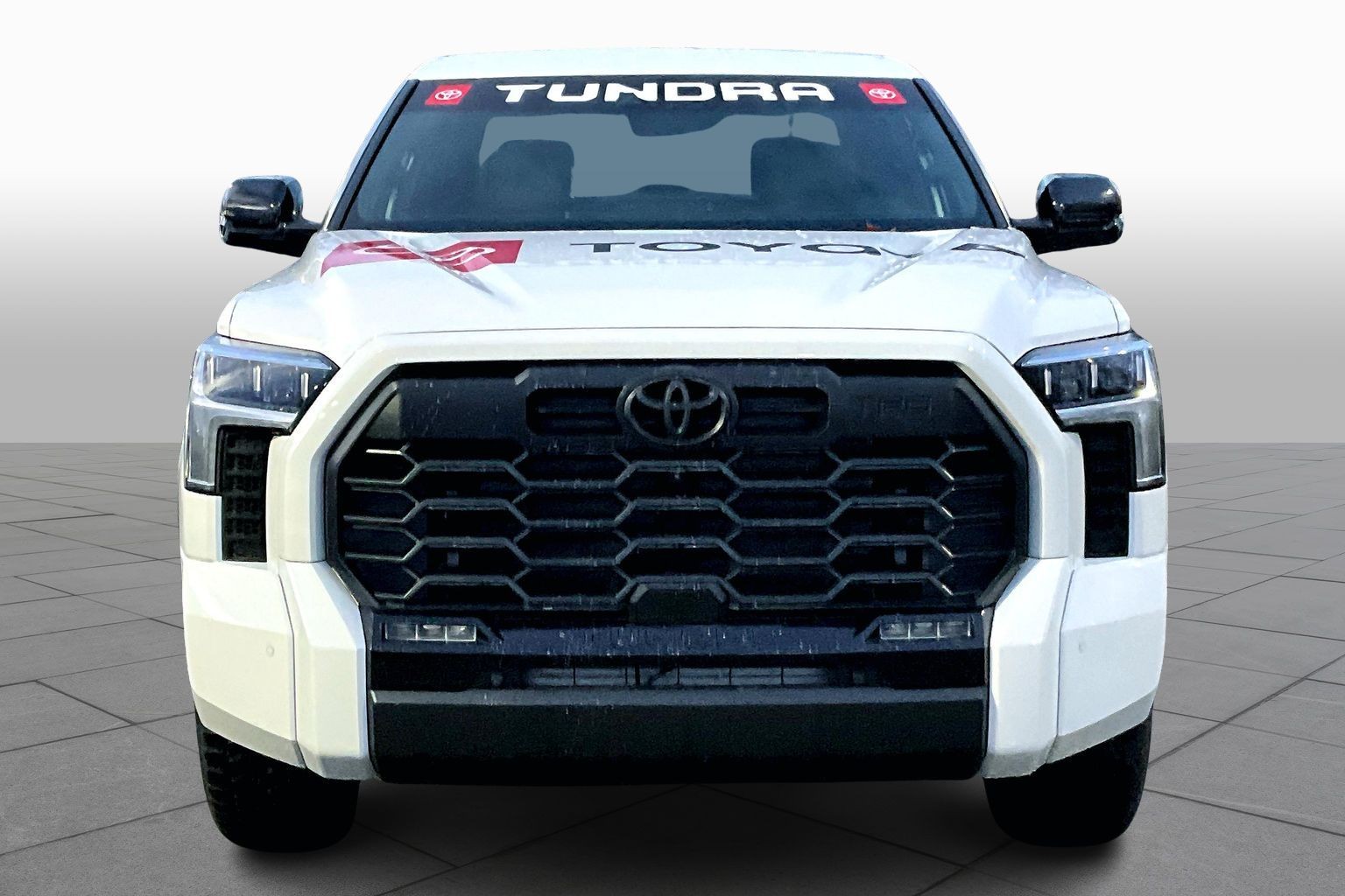 2025 Toyota Tundra Limited Platinum photo 2