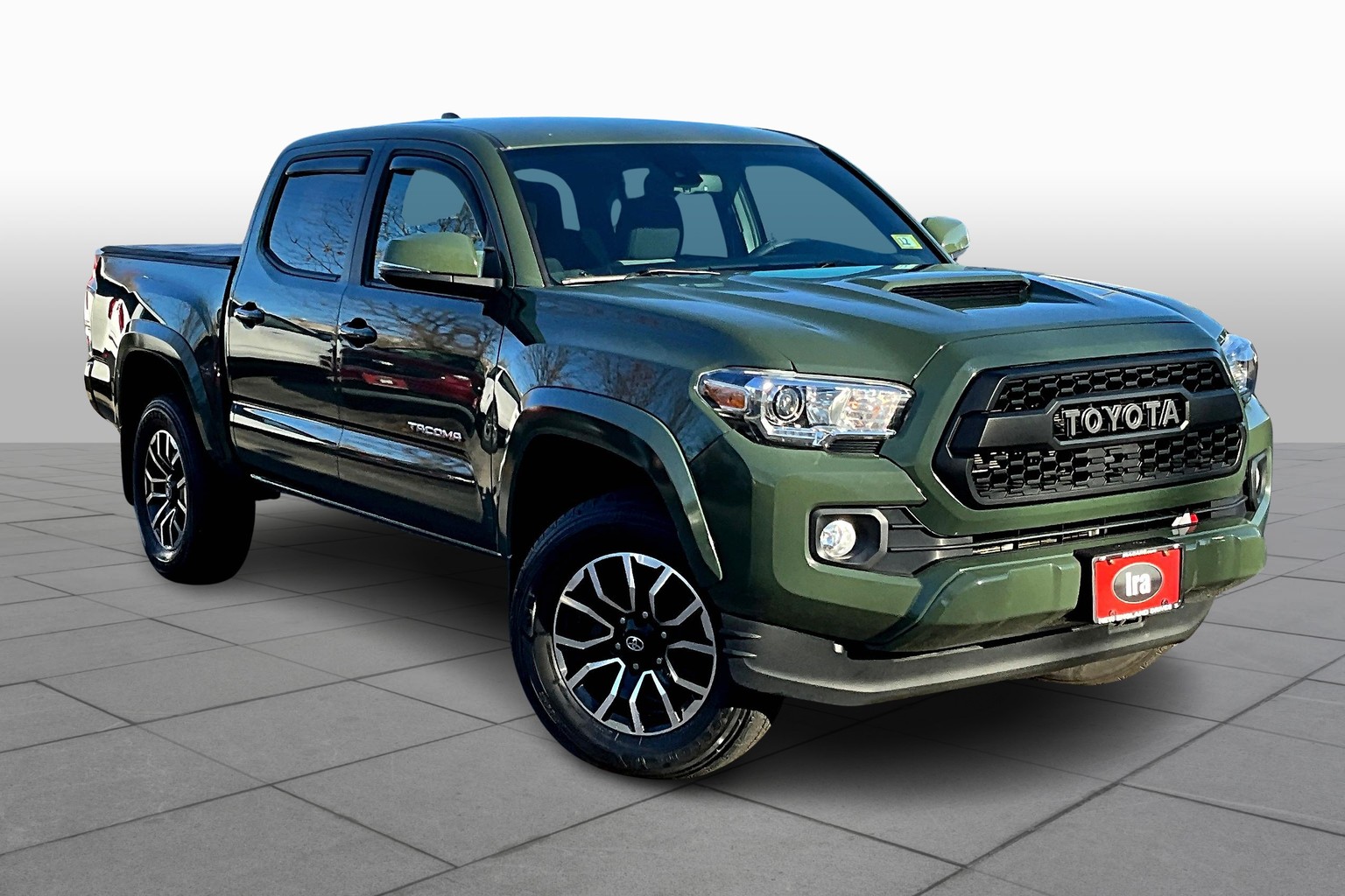 Used 2022 Toyota Tacoma TRD Sport with VIN 3TMCZ5AN4NM463547 for sale in Rockland, MA