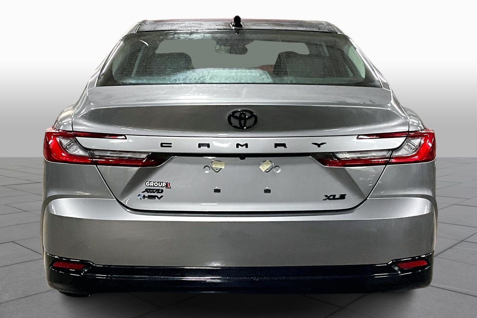 2026 Toyota Camry Hybrid XLE photo 3