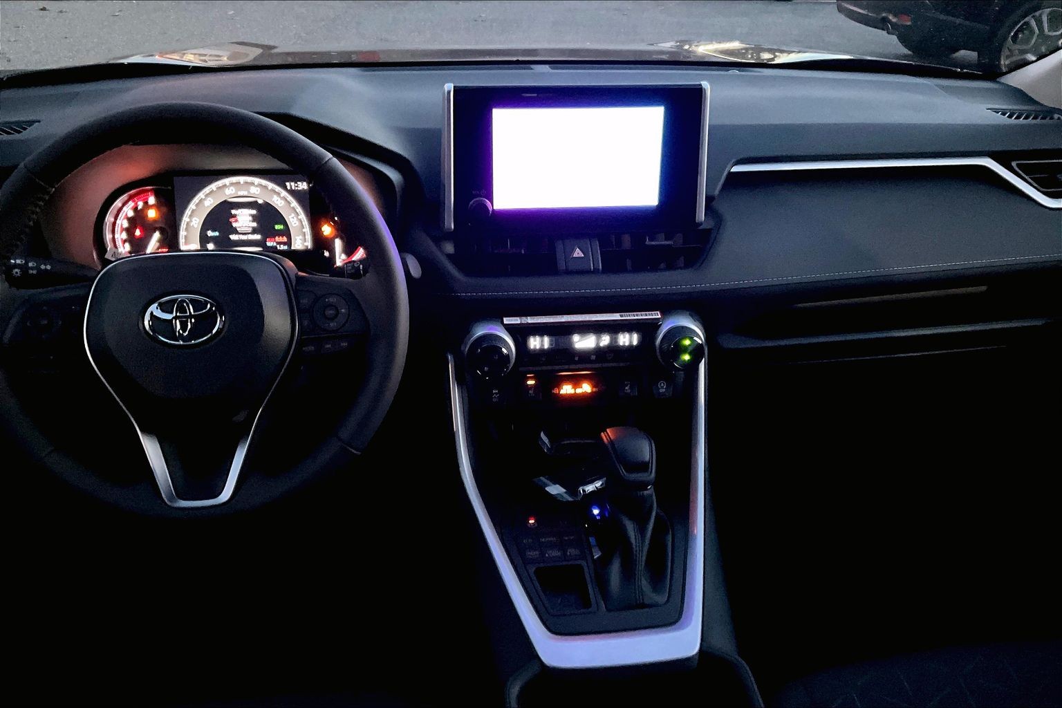 2025 Toyota RAV4 XLE photo 3