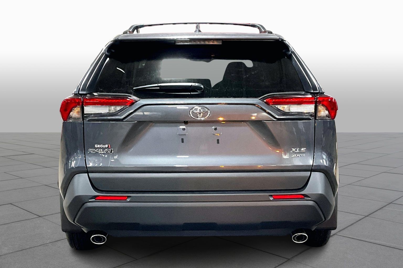 2025 Toyota RAV4 XLE photo 3