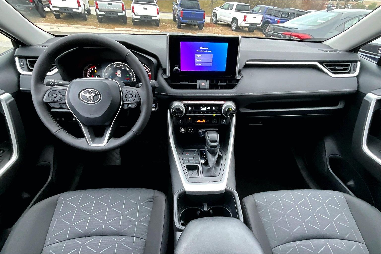 2025 Toyota RAV4 XLE photo 2