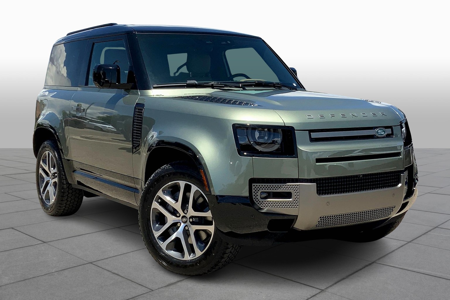 Defender X-Dynamic SE
