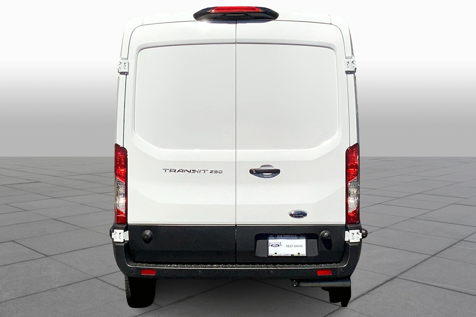Transit Van 250 Medium Roof w/148-inch WB