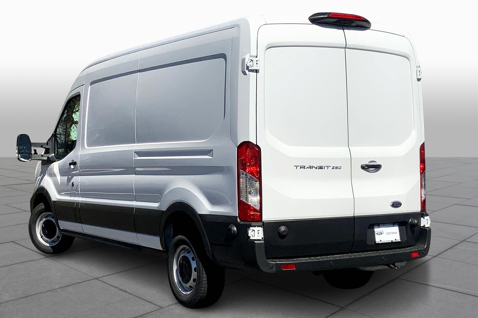 Transit Van 250 Medium Roof w/148-inch WB
