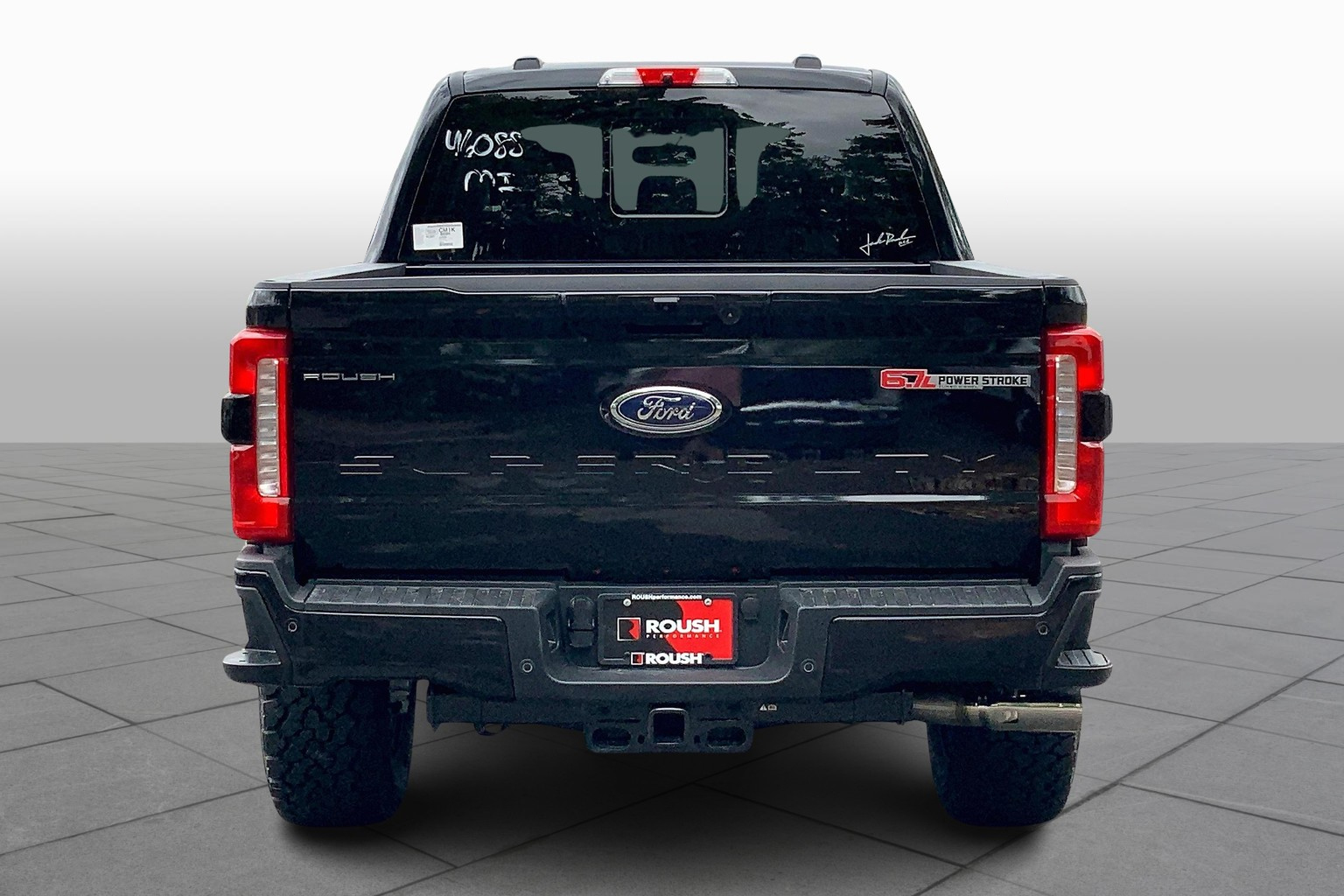 F-250 Super Duty SuperCrew Lariat