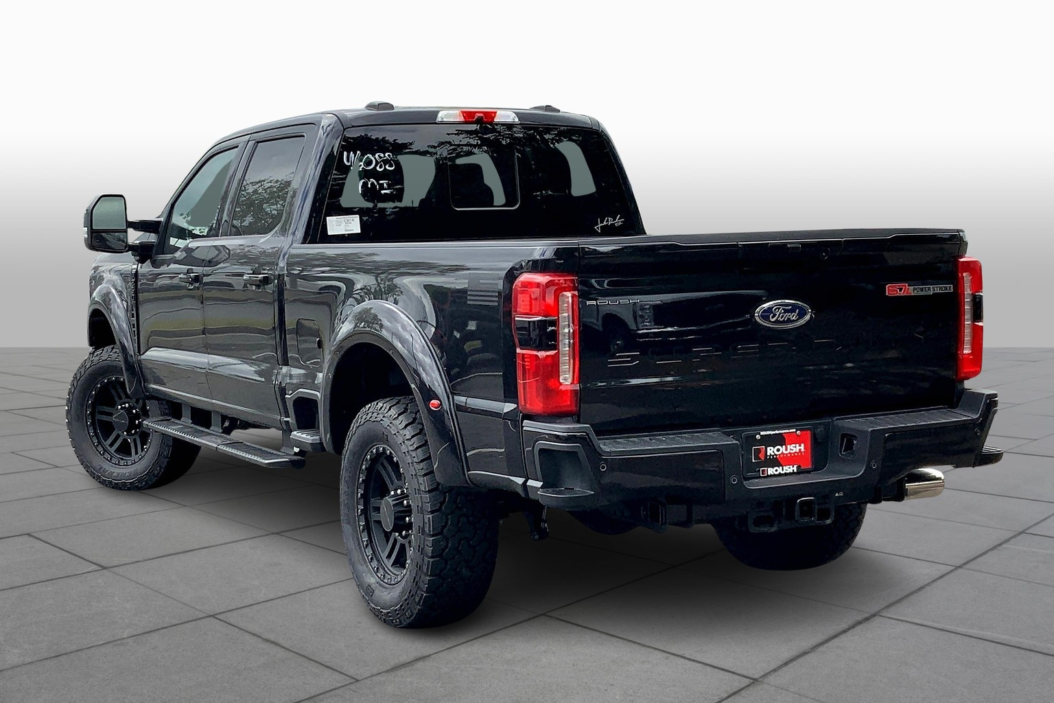 F-250 Super Duty SuperCrew Lariat