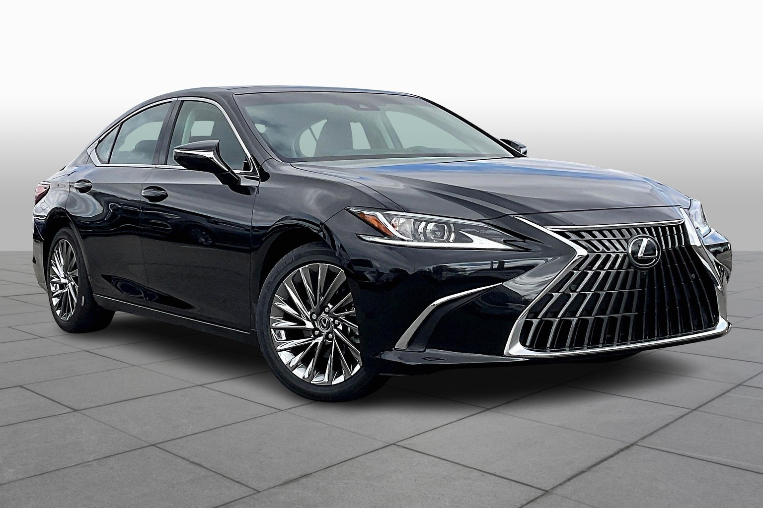 2024 Lexus ES 350 Luxury photo 2