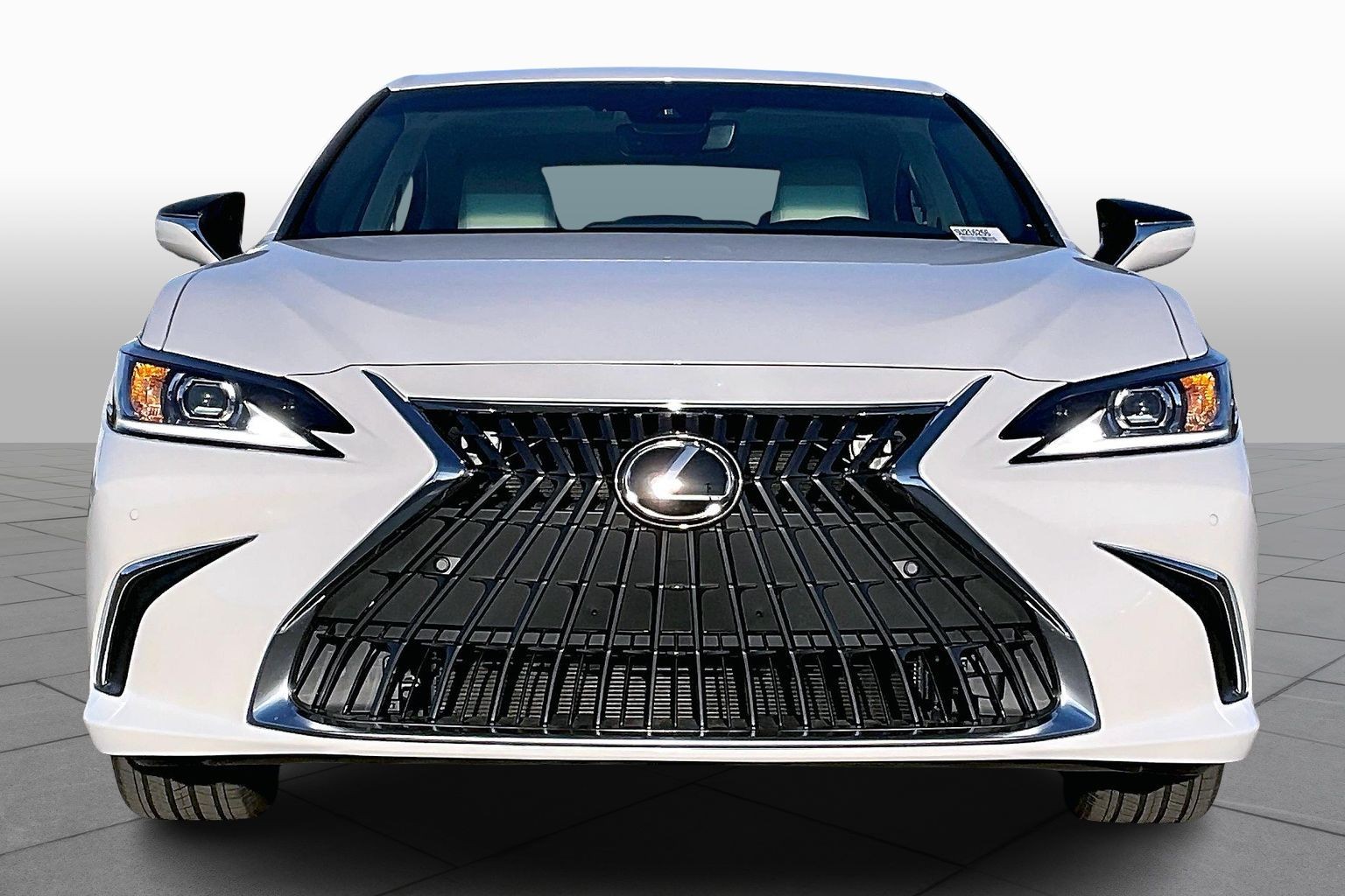 2025 Lexus ES 350 photo 3