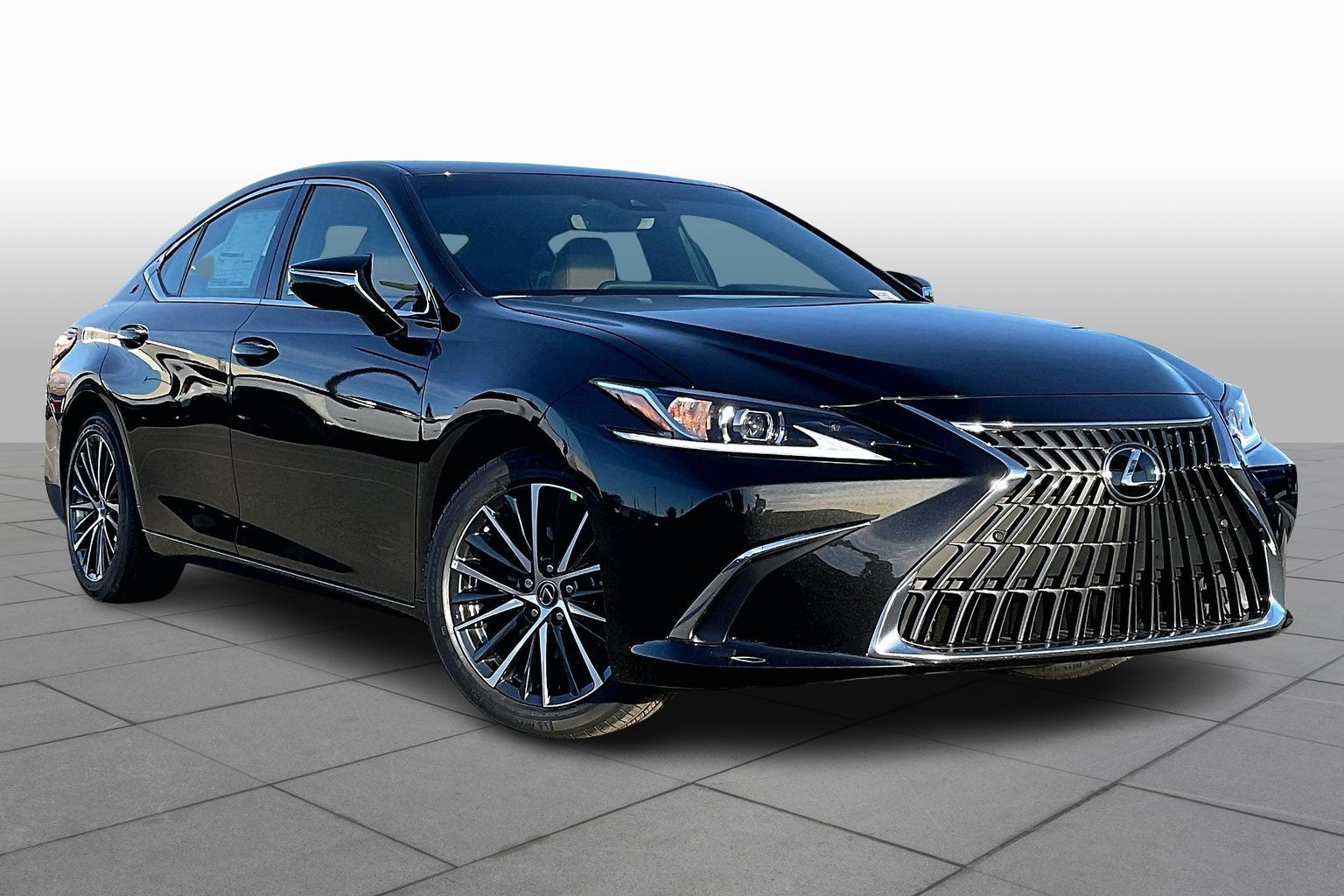 2025 Lexus ES 350 photo 2