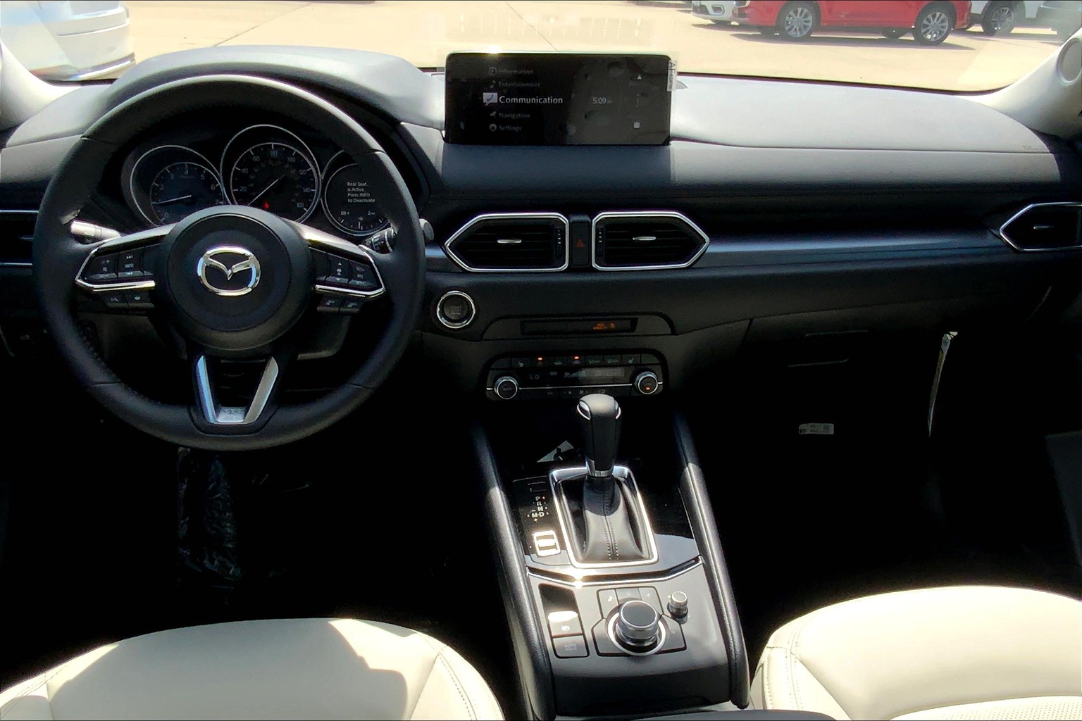 2025 Mazda CX-5 2.5 S Preferred photo 4