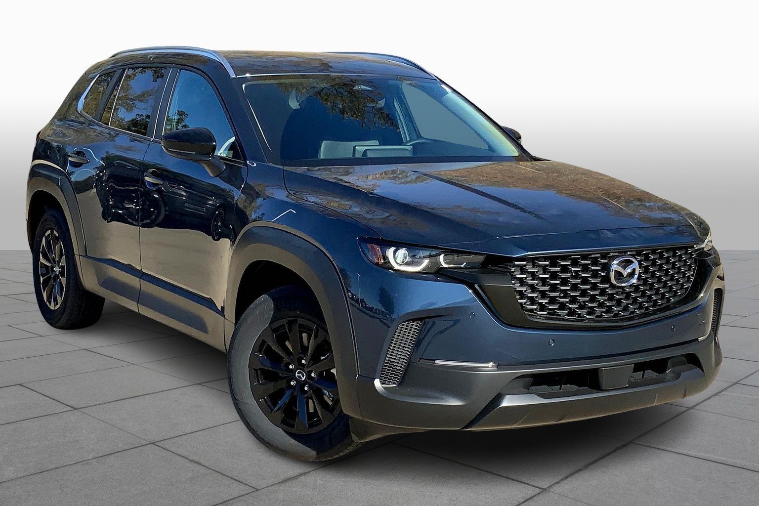 2026 Mazda CX-50 2.5 Preferred photo 2