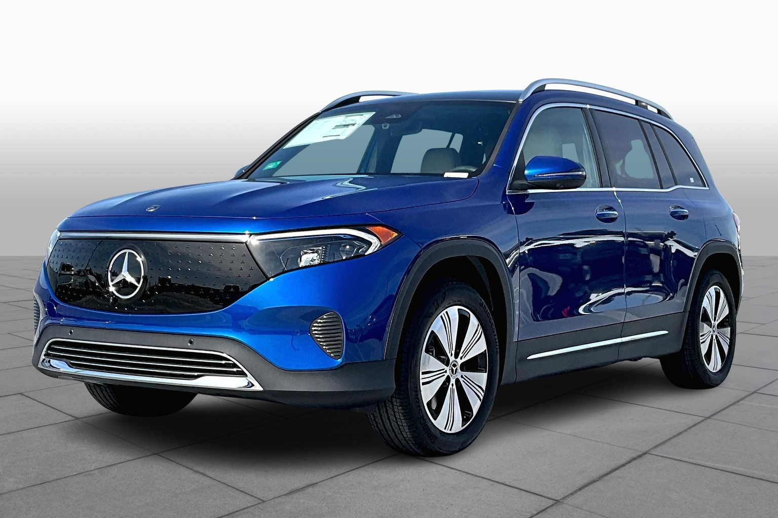 EQB 300 4MATIC SUV