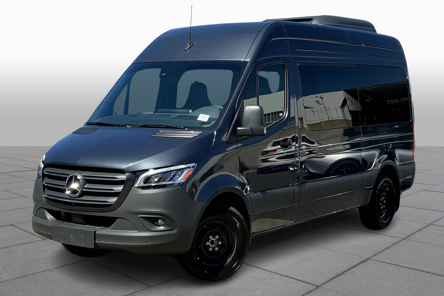 Sprinter Passenger Van 2500 High Roof w/144-inch WB