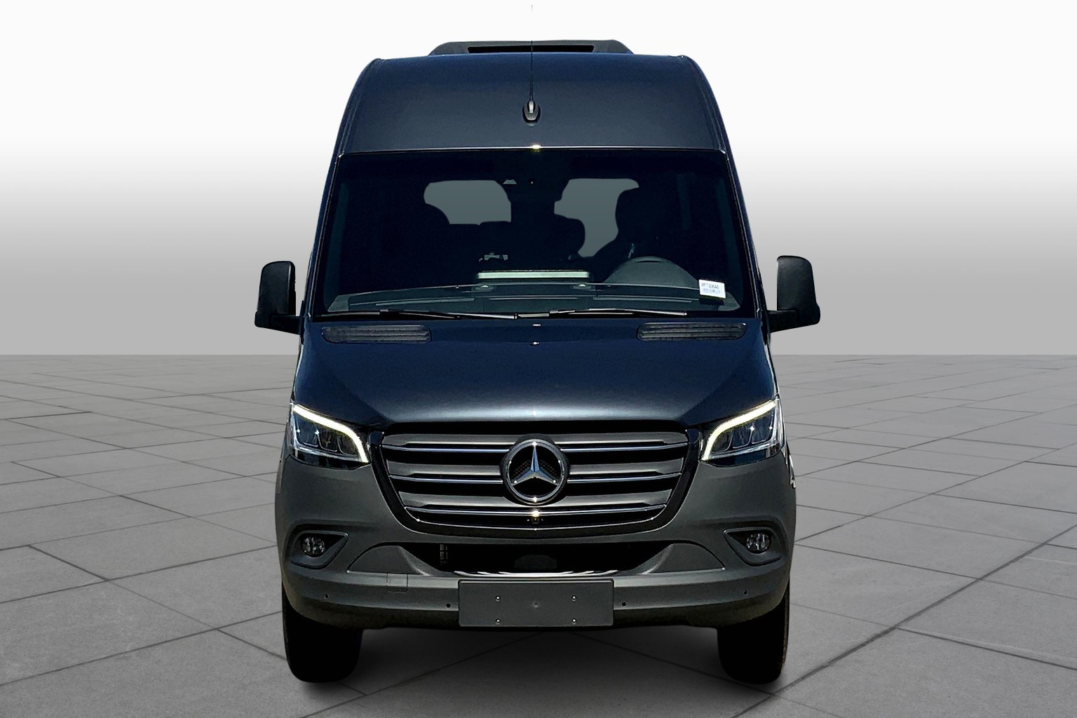 Sprinter Passenger Van 2500 High Roof w/144-inch WB
